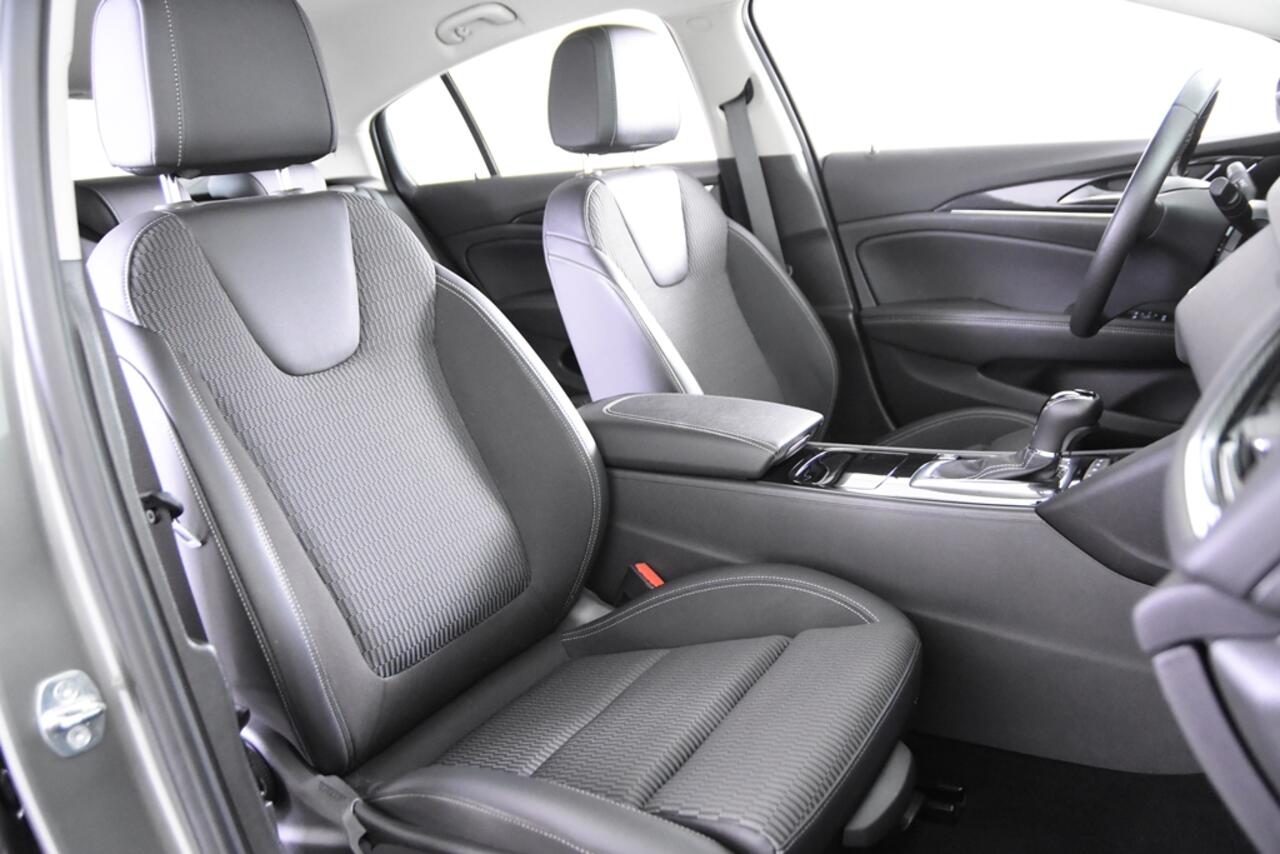 Opel INSIGNIA Grand Sport 1.6 Turbo Executive OPC-Line*Leer*Navigatie*