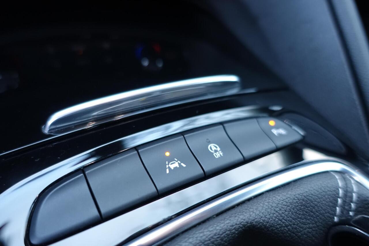 Opel INSIGNIA Grand Sport 1.5 Turbo Business Executive l Navigatie l Camera l Trekhaak