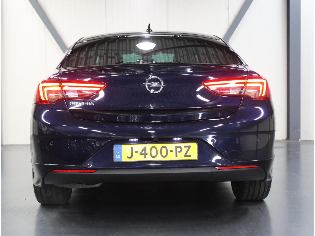 Opel INSIGNIA 165PK Executive | 1ste eigenaar | Winterpakket | OPC | AppleCarplay/Android Auto | 360'Camera | Keyless | Dodehoekdetectie | Electrische AGR stoelen | FULL LED | Dodehoek Detectie | Adaptive Cruise Control | AUTOMAAT