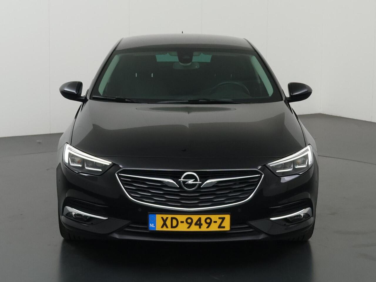 Opel INSIGNIA Grand Sport 1.6 Turbo Innovation | Navigatie | Head-Up | Comforstoelen | Parkeercamera | Climate Control | Keyless Go |