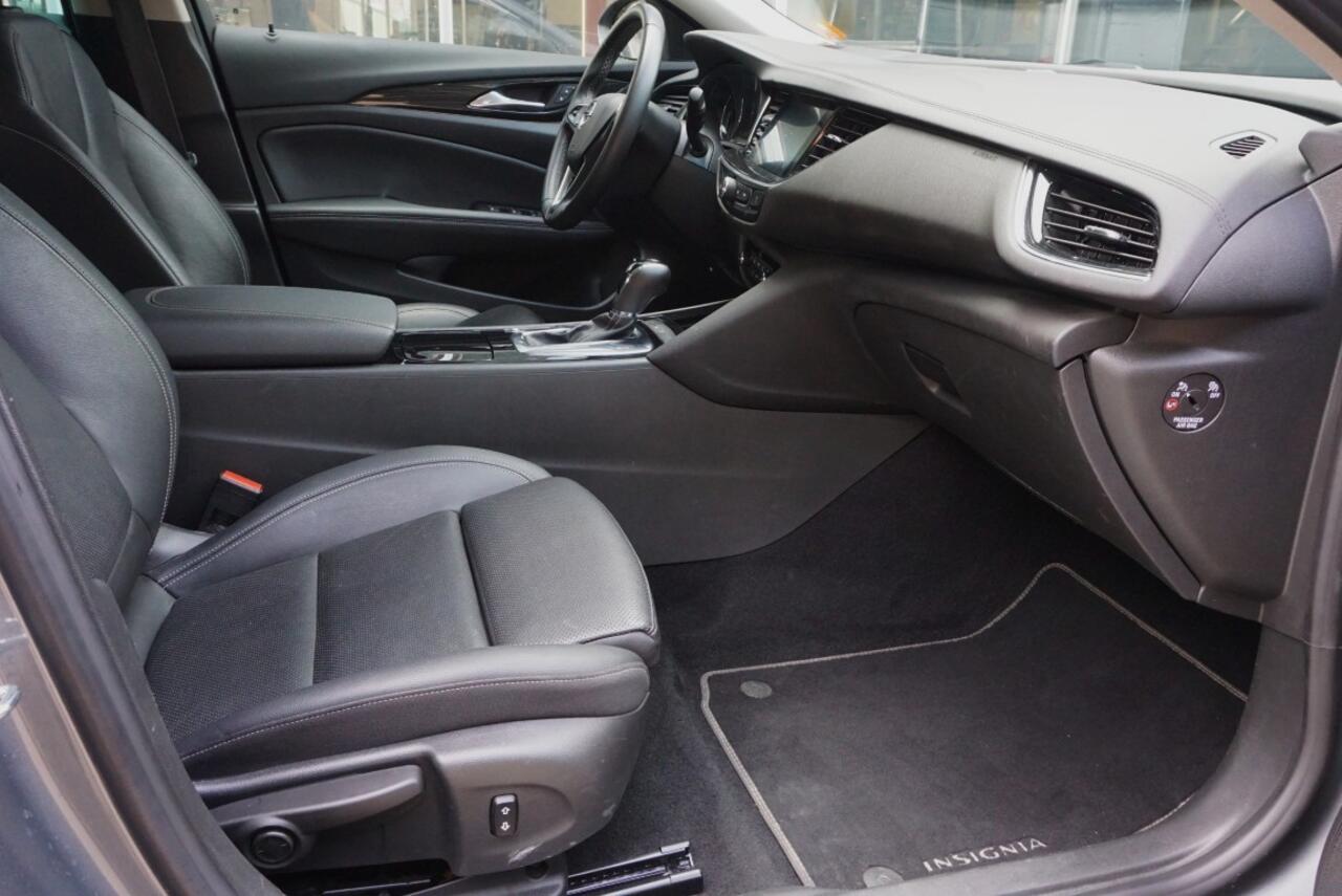 Opel INSIGNIA Sports Tourer 1.5 Turbo Business Executive