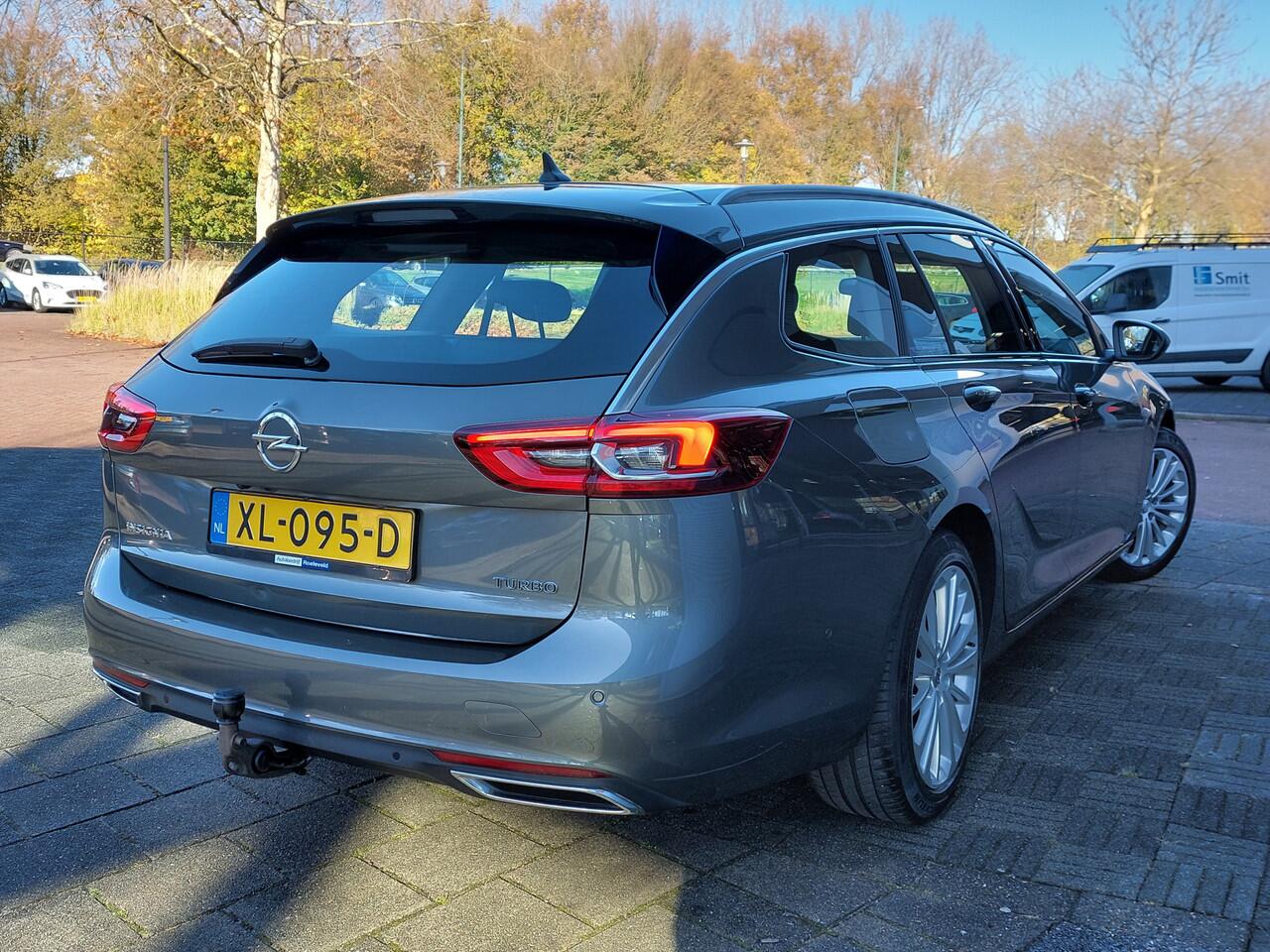 Opel INSIGNIA Sports Tourer 1.6 Turbo 200pk Automaat Business Executive | Navi | Apple Carplay+Android Auto | Clima | Cruise | Keyless Entry | Pdc V+A+Camera | Dodehoek+Rijstrooksensor | 18''lm | Trekhaak