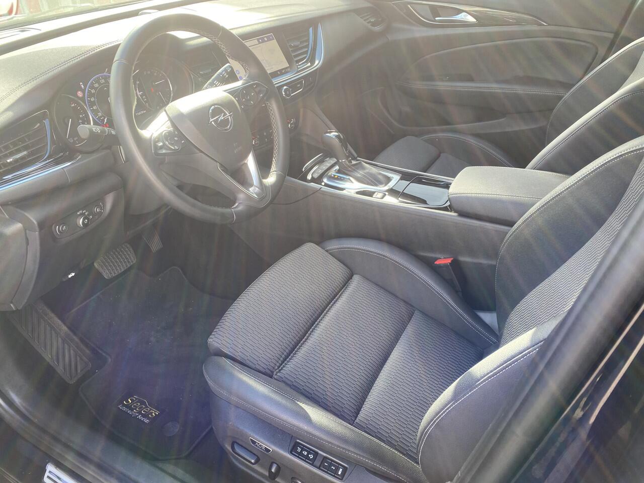 Opel INSIGNIA Sports Tourer 1.6 Turbo 200 PK Business Executive Comf.intr, Navi, Climate contr, massage/verw stoelen..