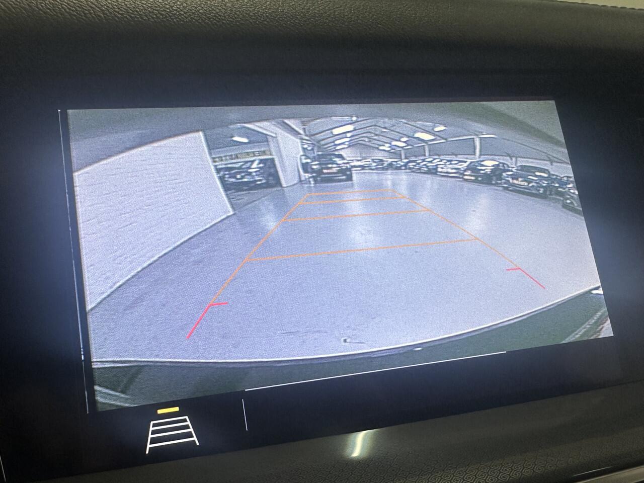 Opel INSIGNIA Sports Tourer 2.0 CDTI Business Executive CLIMA / NAVI / CRUISE / CAMERA 1e EIGENAAR