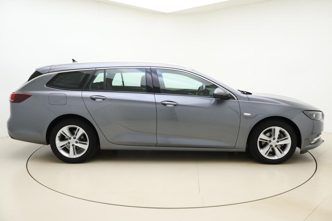 Opel INSIGNIA Sports Tourer 1.5 Turbo Business Executive Automaat | Lederen bekleding | Navigatie | Stoelverwarming & Ventilatie | Keyless | Lichtmetalen velgen | Parkeersensoren