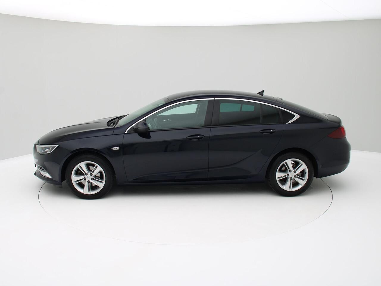 Opel INSIGNIA Grand Sport 1.5 Turbo Innovation / Carplay / Navi / Origineel NL