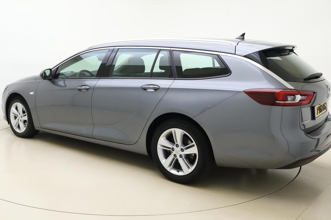 Opel INSIGNIA Sports Tourer 1.5 Turbo Business Executive Automaat | Lederen bekleding | Navigatie | Stoelverwarming & Ventilatie | Keyless | Lichtmetalen velgen | Parkeersensoren