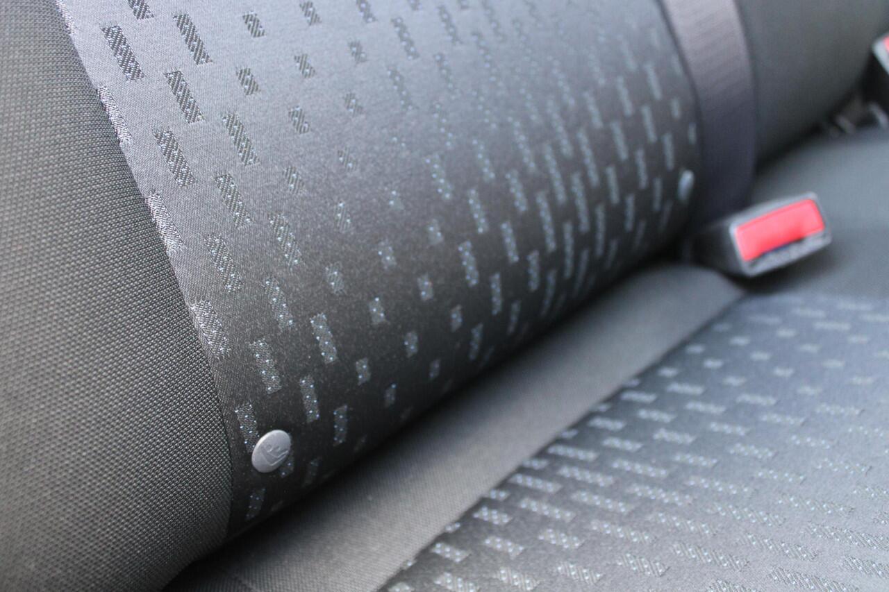 Opel KARL 1.0 ecoFLEX 120 Jaar Edition 5-drs 5-zits Airco Cruise 57287km Zeer mooi