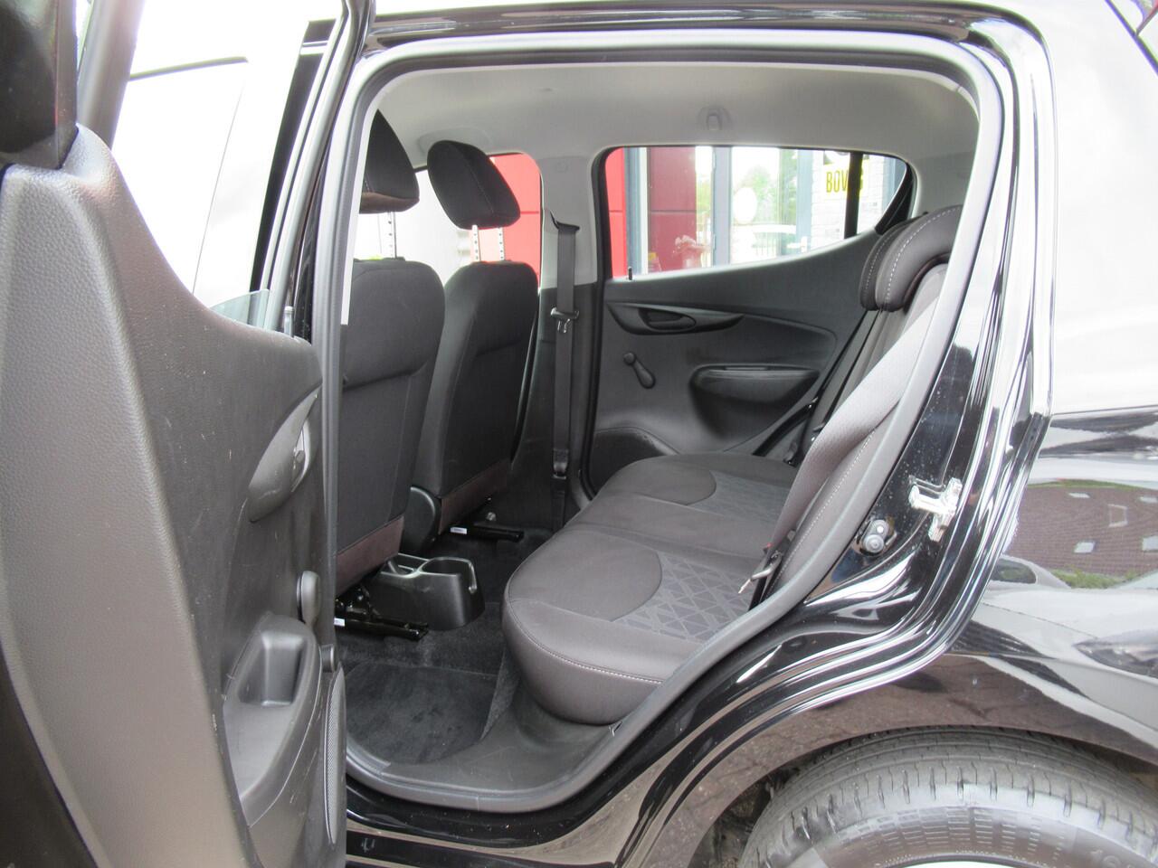 Opel KARL 1.0 ecoFLEX 120 Jaar Edition | Airco | Bluetooth | Cruise Control | Incl. BOVAG Garantie | LED Dagrijverlichting |