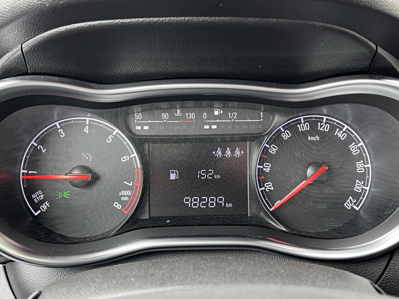 Opel KARL 1.0 ecoFLEX Innovation | Apple CarPlay / Android Auto | Parkeersensoren | Climate Control | Stoelverwarming