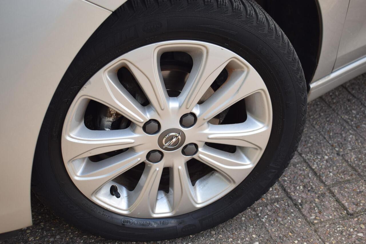 Opel KARL 1.0 ecoFLEX 120 Jr Edit Intellilink met Gr. Scherm