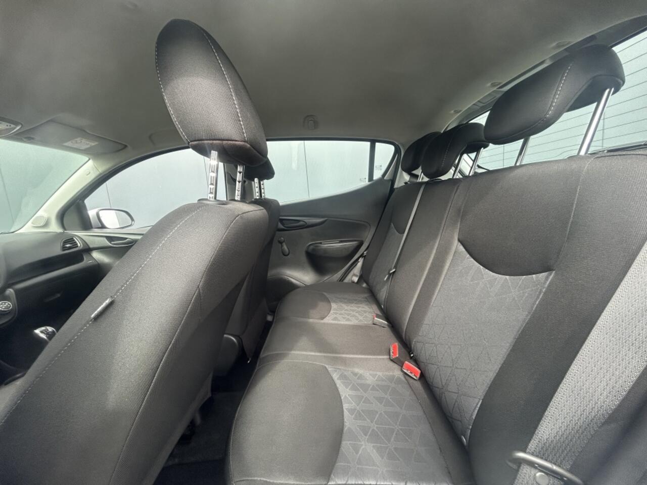 Opel KARL 1.0 120 Jaar Edition