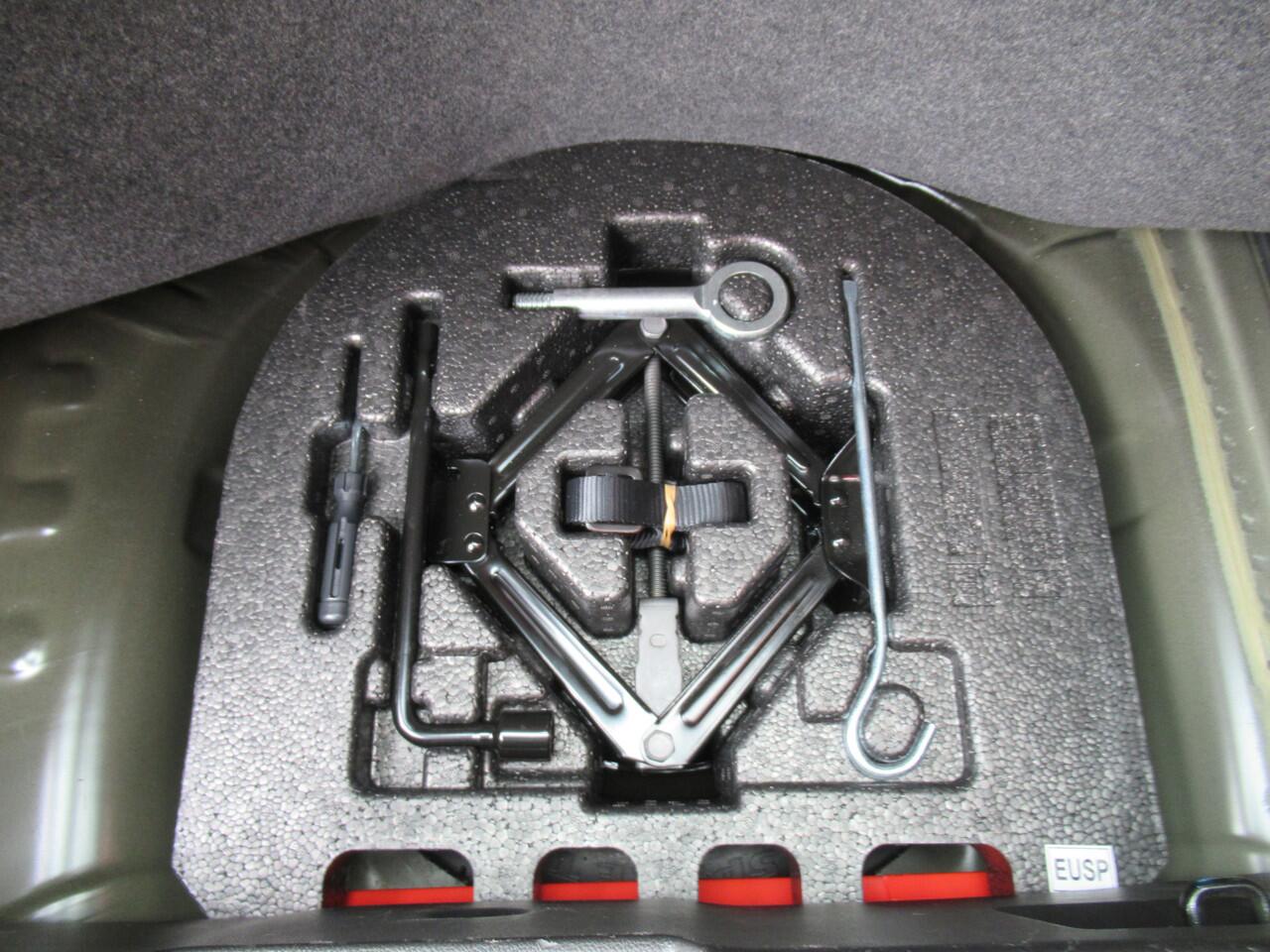 Opel KARL 1.0 ecoFLEX 120 Jaar Edition | Airco | Bluetooth | Cruise Control | Incl. BOVAG Garantie | LED Dagrijverlichting |