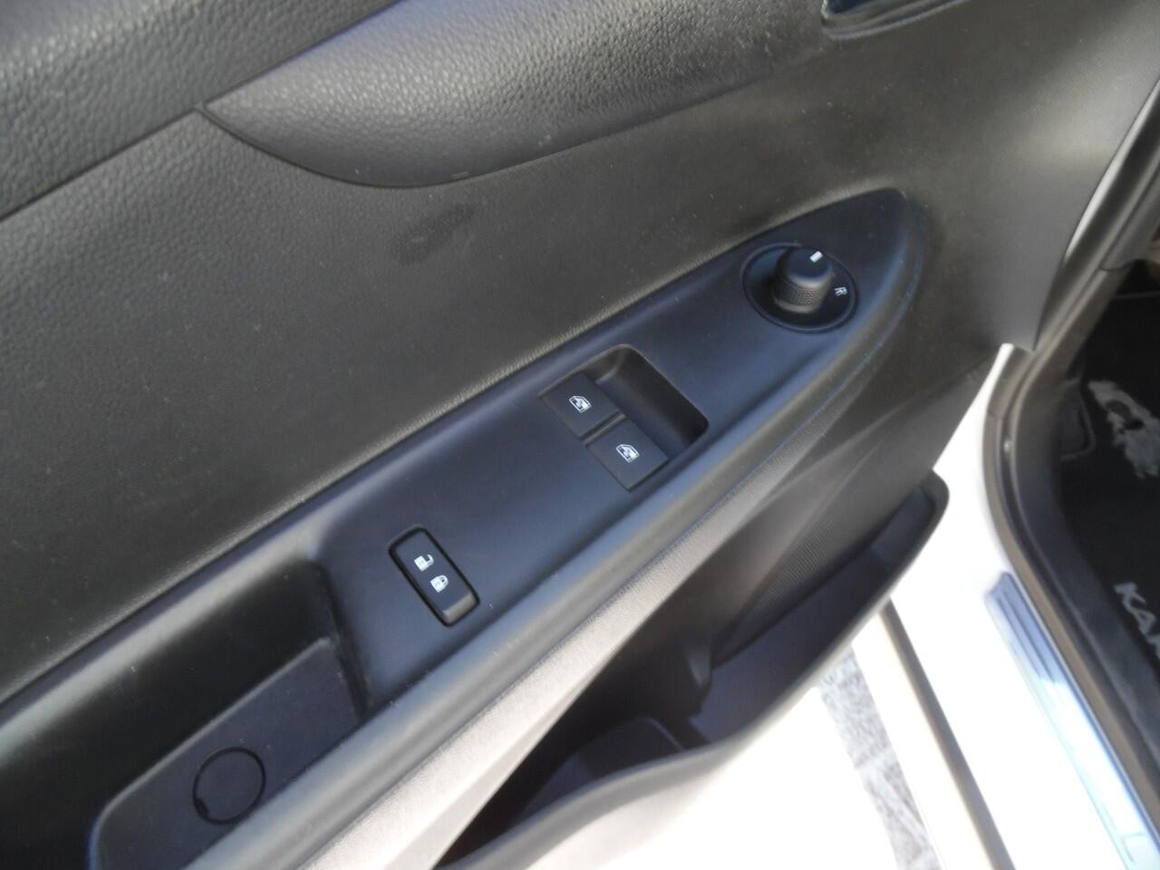 Opel KARL 1.0 Rocks Online Edition