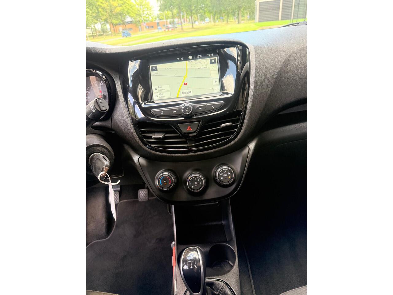 Opel KARL 1.0 ecoFLEX 120 Jaar Edition