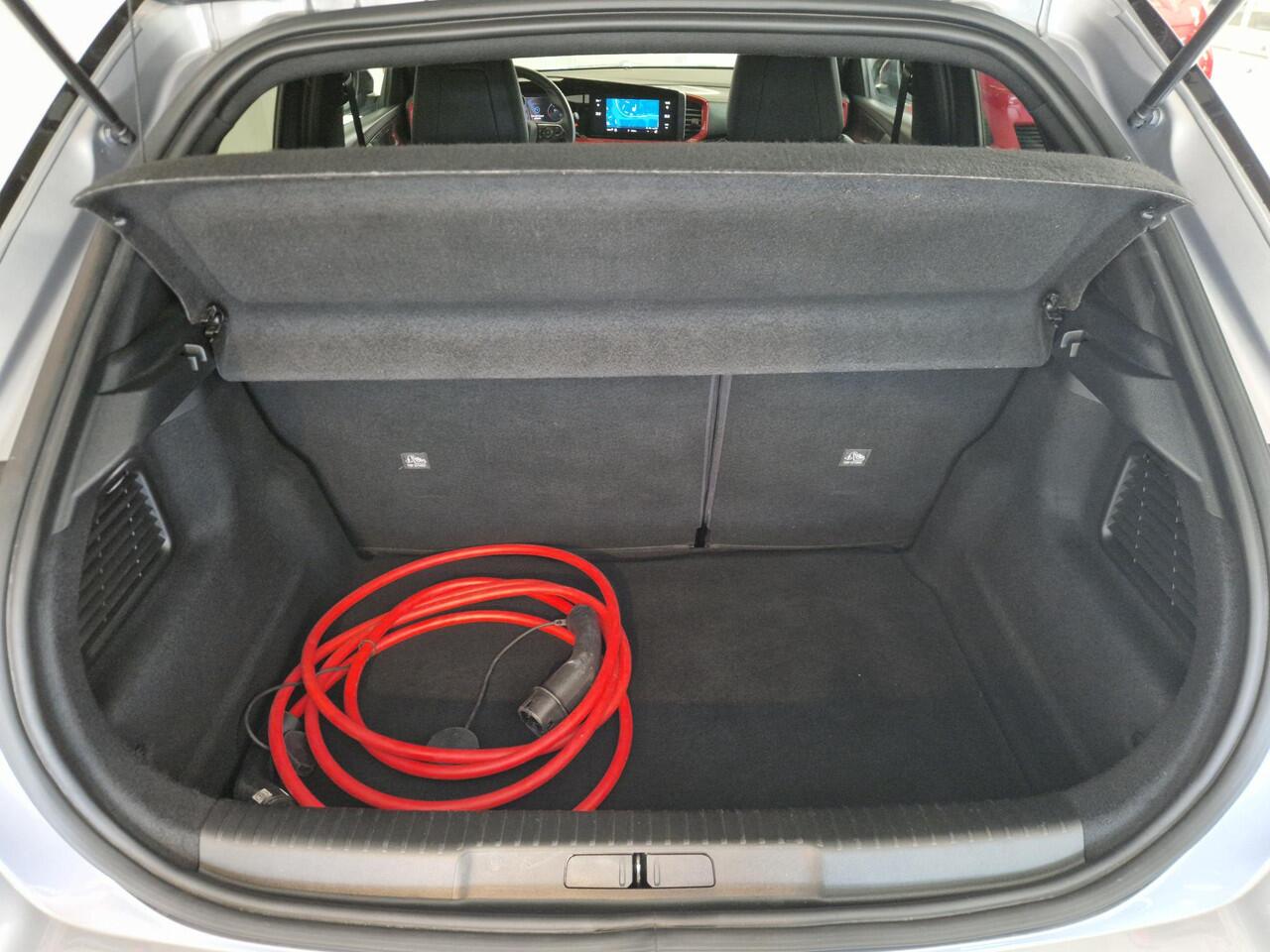 Opel MOKKA Electric Level 4 50 kWh Rode accenten