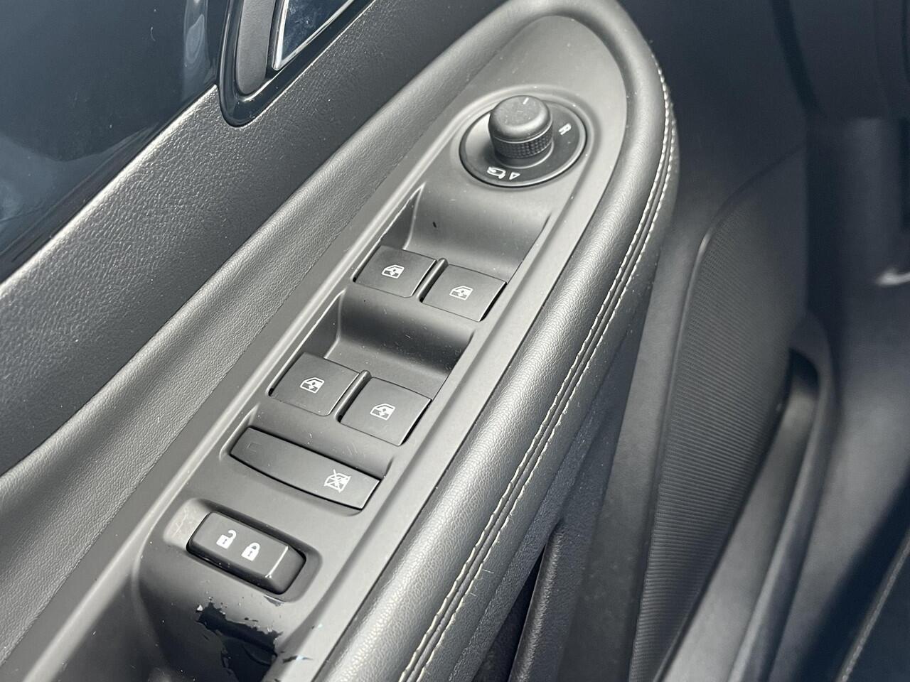 Opel MOKKA X 1.4 Turbo Innovation / trekhaak met afneembare kogel (1200 kg) / Navigatie-pakket / Apple Carplay / Android Auto/ cruise control/