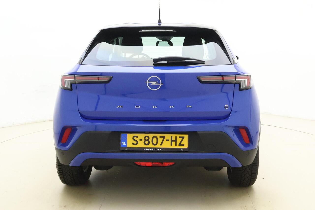 Opel MOKKA Mokka-e Edition 50-kWh 11kw bl. | Navigatie | Trekhaak | Camera | Climate control | Parkeersensoren | Lichtmetalen velgen | Cruise control | Weinig kilometers