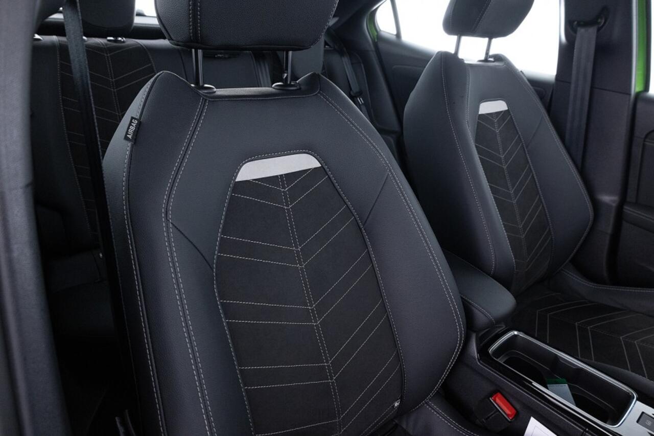 Opel MOKKA Mokka-e Ultimate 50 kWh | Half LEDER | Full LED | CRUISE | PDC