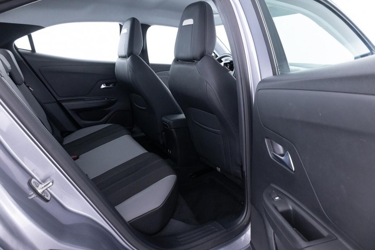 Opel MOKKA Mokka-e Elegance 50-kWh | SOH 100% | Half LEDER | Full LED | ECC