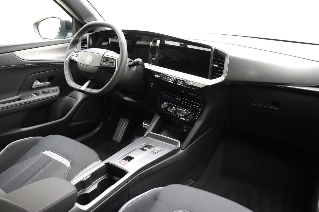 Opel MOKKA 1.2 Turbo 136pk Automaat Hybrid GS | Navigatie | Climate control | Keyless | Dodehoek assistent | Zwart dak | Stoel & Stuurverwarming | 18" Lichtmetalen velgen