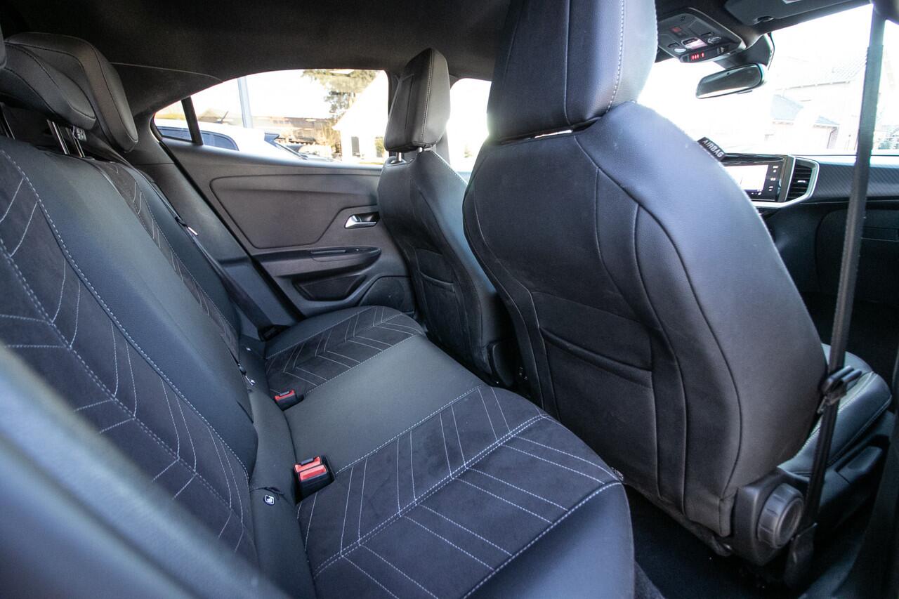 Opel MOKKA 1.2 Turbo Ultimate Massage stoelen | Carplay | Adpt. cruise | Nav | Cam