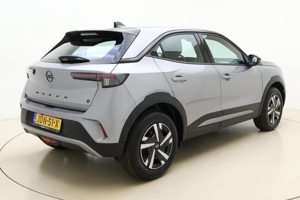Opel MOKKA Electric Edition 54 kWh Navigatie | Led koplampen | Keyless | Carplay | Achteruitrij camera | Warmtepomp |