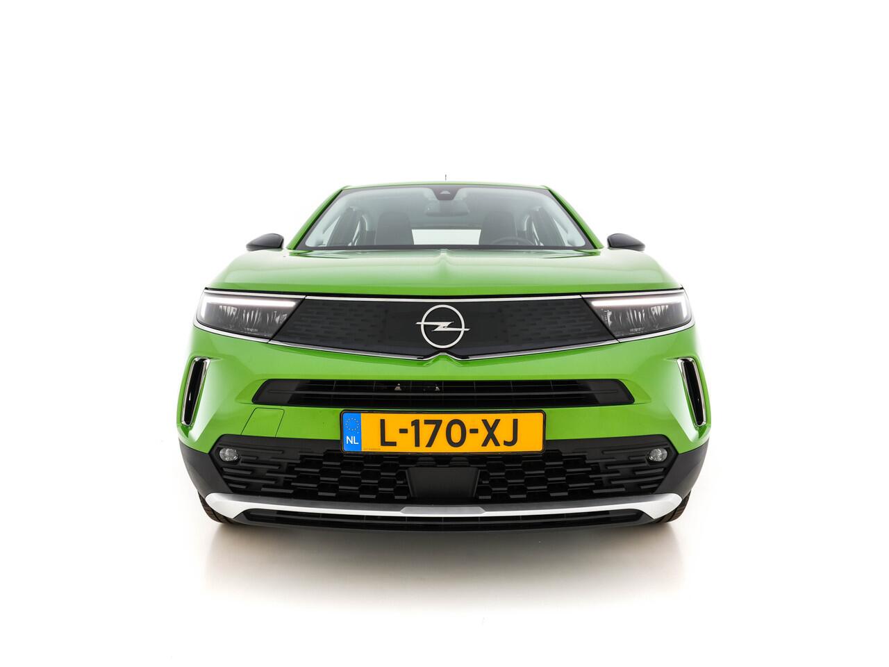 Opel MOKKA Mokka-e Elegance 50-kWh 11kw Blue Ultimate [ 3-Fase ] {SOH-91%} (INCL-BTW) *FULL-LED | MICROFIBRE | HEATED-SEATS | DAB+ | KEYLESS | DIGI-COCKPIT | CARPLAY | AMBIENT-LIGHT | CAMERA | LANE-ASSIST | SPORT-SEATS | 17"ALU*