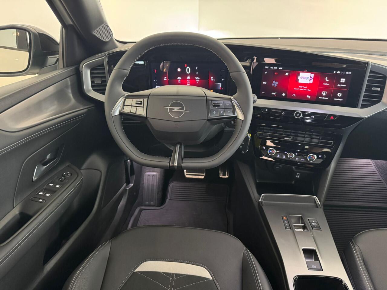 Opel MOKKA 1.2 Turbo GS Black Pack (model 2025)