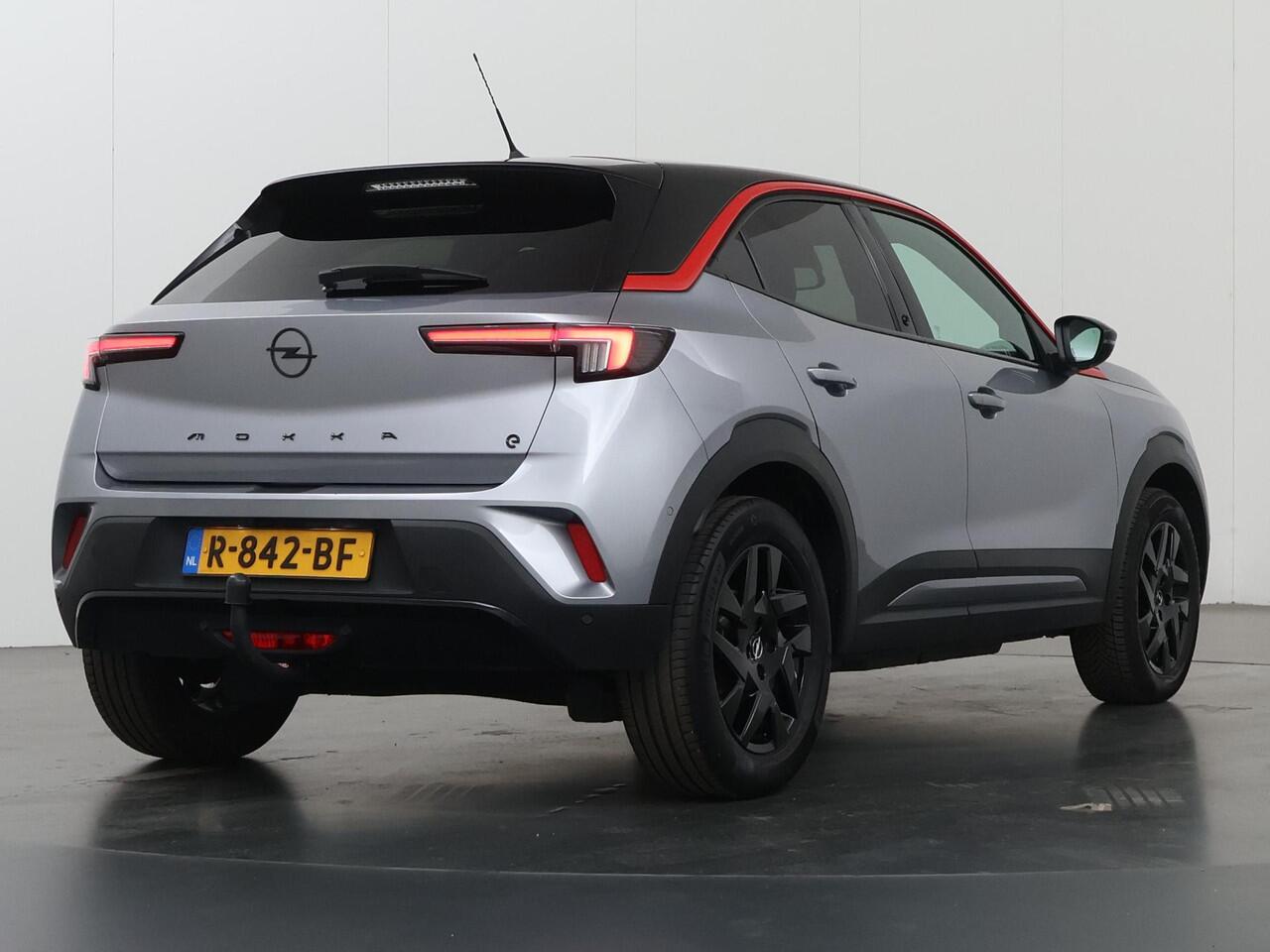 Opel MOKKA Mokka-e GS Line 50-kWh 11kw bl. | Trekhaak | Parkeercamera | Cruise Control Adaptief | Climate Control | Keyless Go | Apple Carplay/Android Auto |