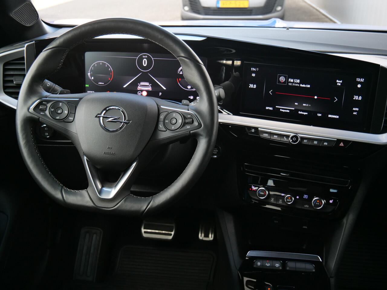 Opel MOKKA 1.2 Turbo 130pk Ultimate AUTOMAAT Keyless / Massage stoel / Stoelverw. / Apple Carplay