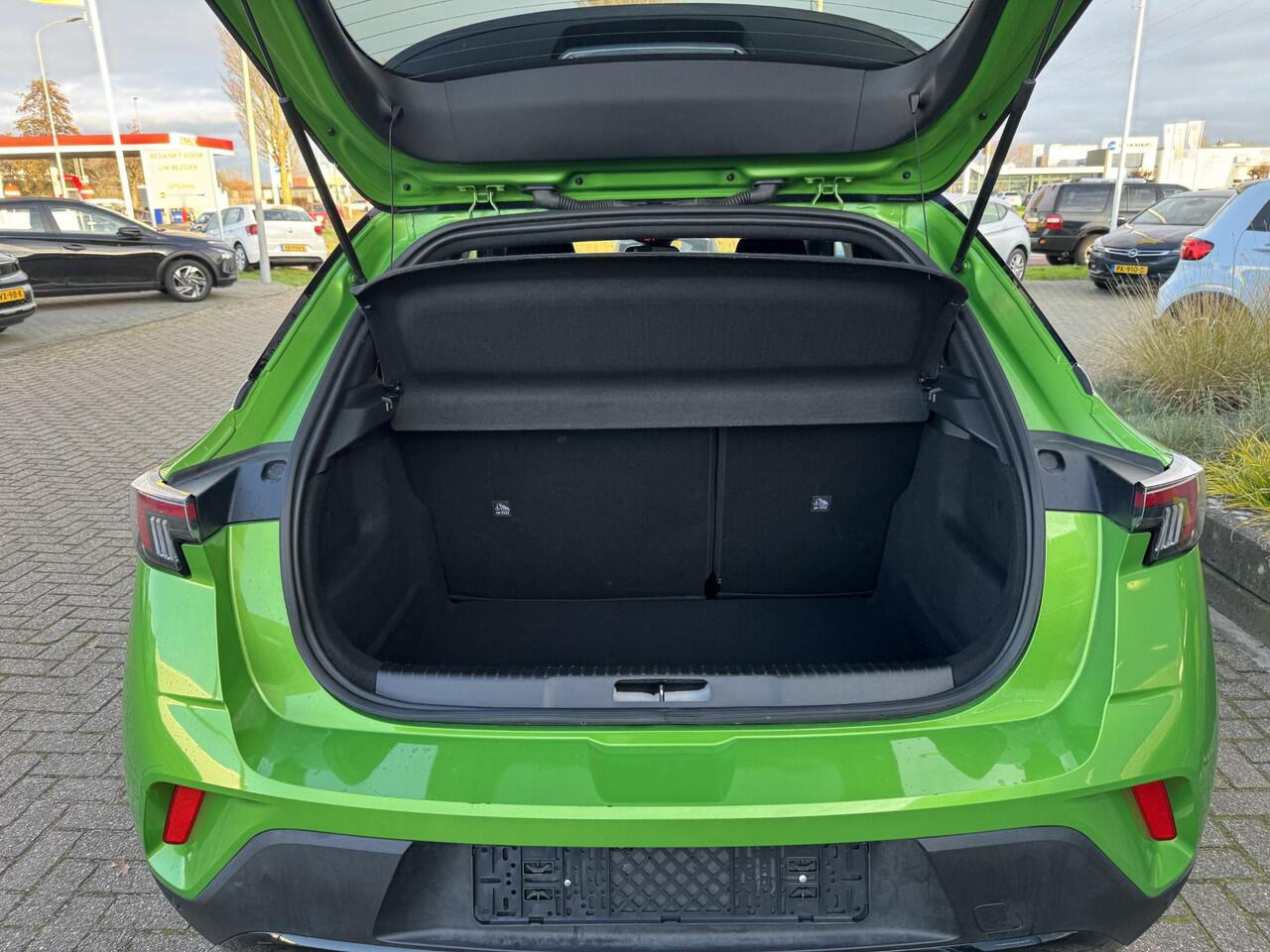 Opel MOKKA 1.2 Turbo Ultimate AUT-8 AUTOMAAT 8-traps | 1e eigenaar incl. garantie | Full LED | Leder\alcantara stoelen met massage | groot display | 18"LMV | Camera achter