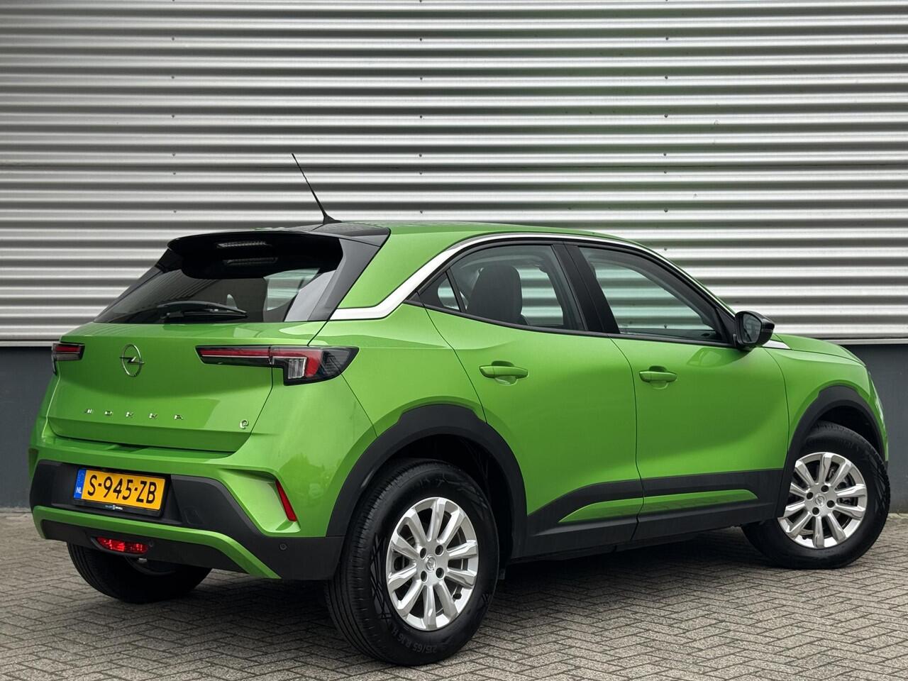 Opel MOKKA Mokka-e Edition 3-FASEN 50kWh 136pk | NAVI PRO | 180° CAMERA + SENSOREN | KEYLESS | CLIMA | ISOFIX | DAB+ | APPLE CARPLAY / ANDROID AUTO | WARMTEPOMP |