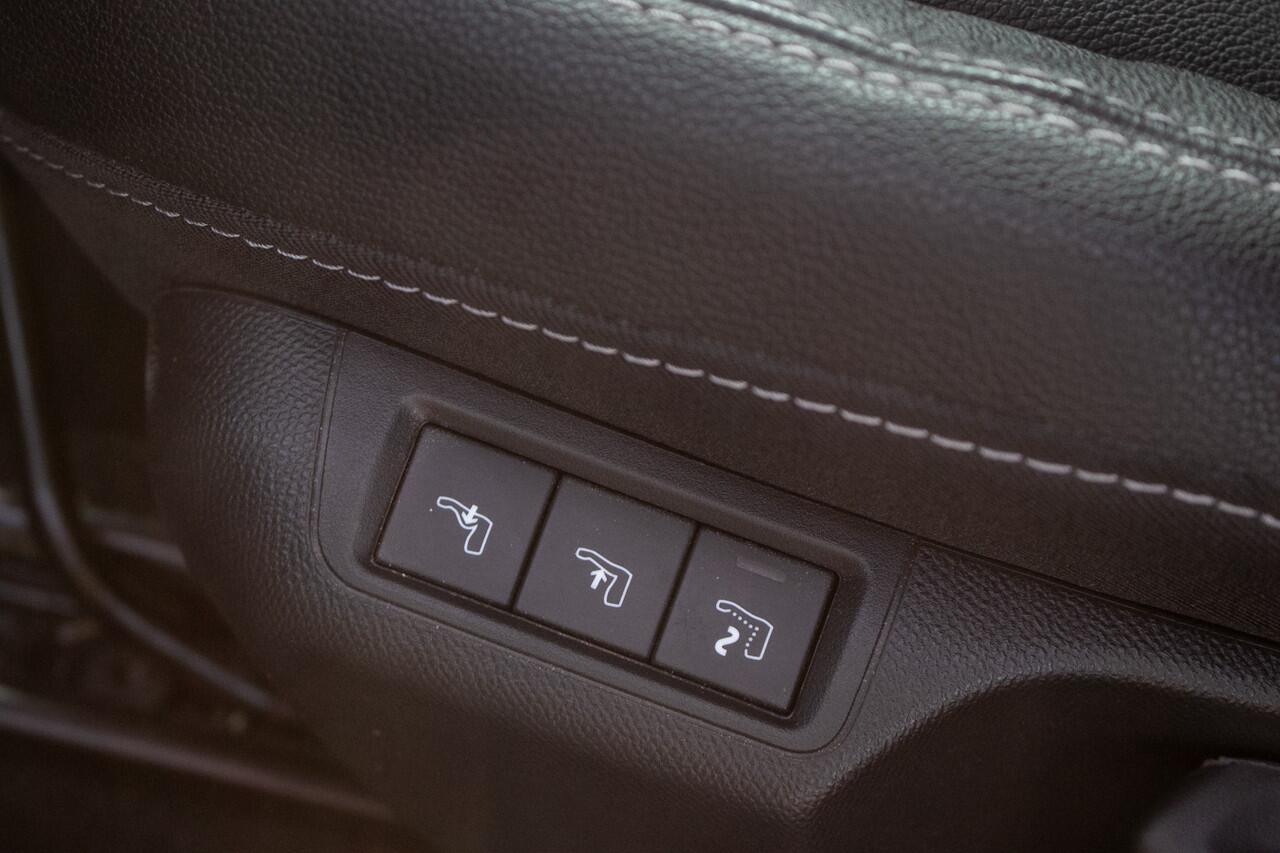 Opel MOKKA 1.2 Turbo Ultimate Massage stoelen | Carplay | Adpt. cruise | Nav | Cam