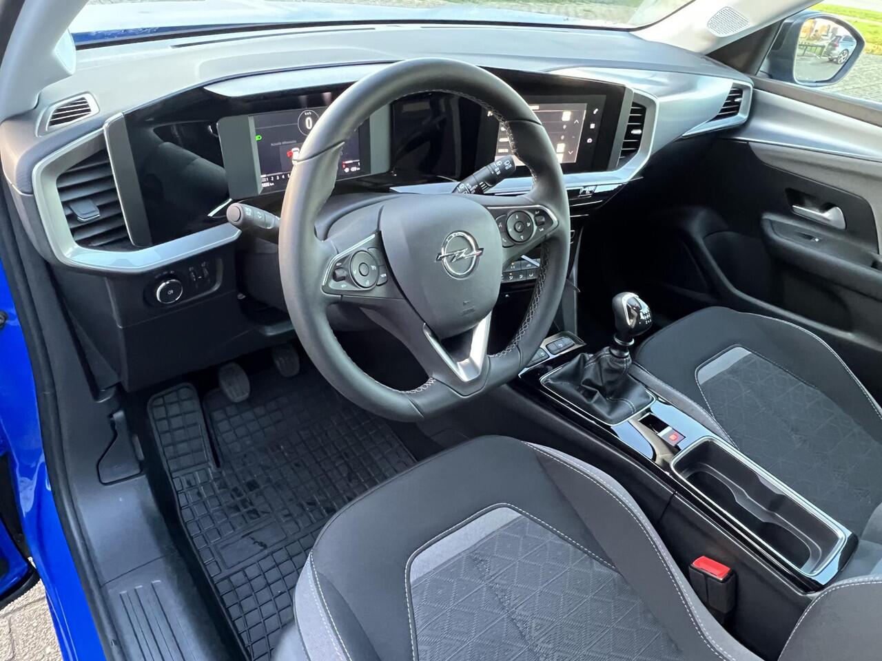 Opel MOKKA 1.2 Turbo Elegance Handgeschakeld | Airco | Parkeerhulp achter + Camera | 16''Lichtmetaal | Stoelverwarming