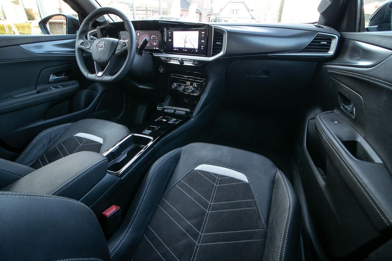 Opel MOKKA 1.2 Turbo Ultimate Massage stoelen | Carplay | Adpt. cruise | Nav | Cam