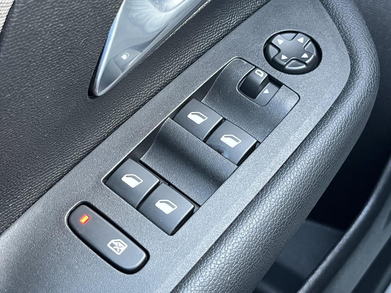 Opel MOKKA 1.2 Edition / Cruise Control / Bluetooth / Airco / DAB Radio / Elektrische ramen / Lichtmetalen Velgen 16? /