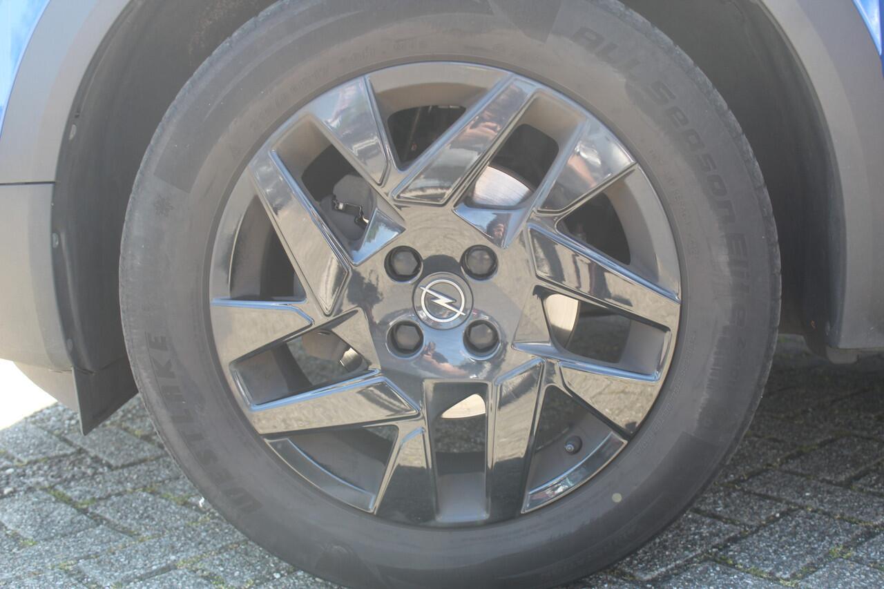 Opel MOKKA 1.2 Turbo Ultimate Stoel + stuur verwarming l 360 Camera l All season banden l Airco l adaptief Cruise control l Navigatie l AppleCarPlay/AndroidAuto