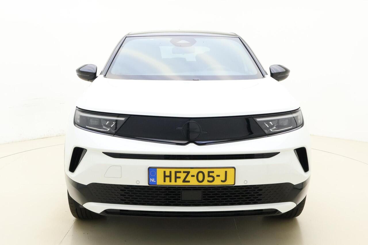 Opel MOKKA Electric GS 54 kWh NIEUW | ¤ 7.000 ACTIEKORTING! | Long range uitvoering | Navigatie | LED Matrix | Warmtepomp | 18'' lichtmetalen velgen | Drive assist | Adaptieve cruise control