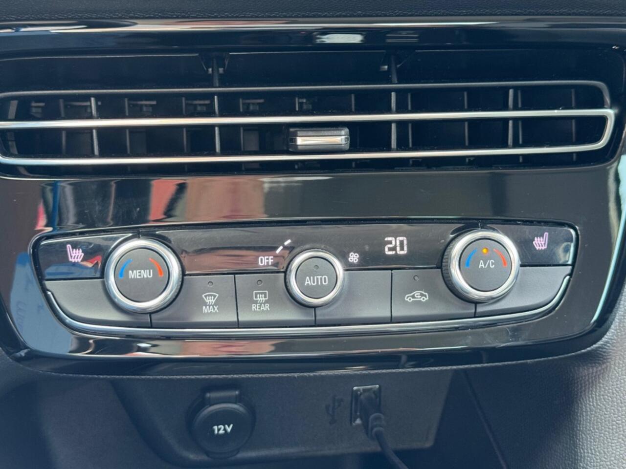 Opel MOKKA 1.2 TURBO AUT. 130PK HALF-LEER LED NAVI CAMERA TREKHAAK CARPLAY PDC