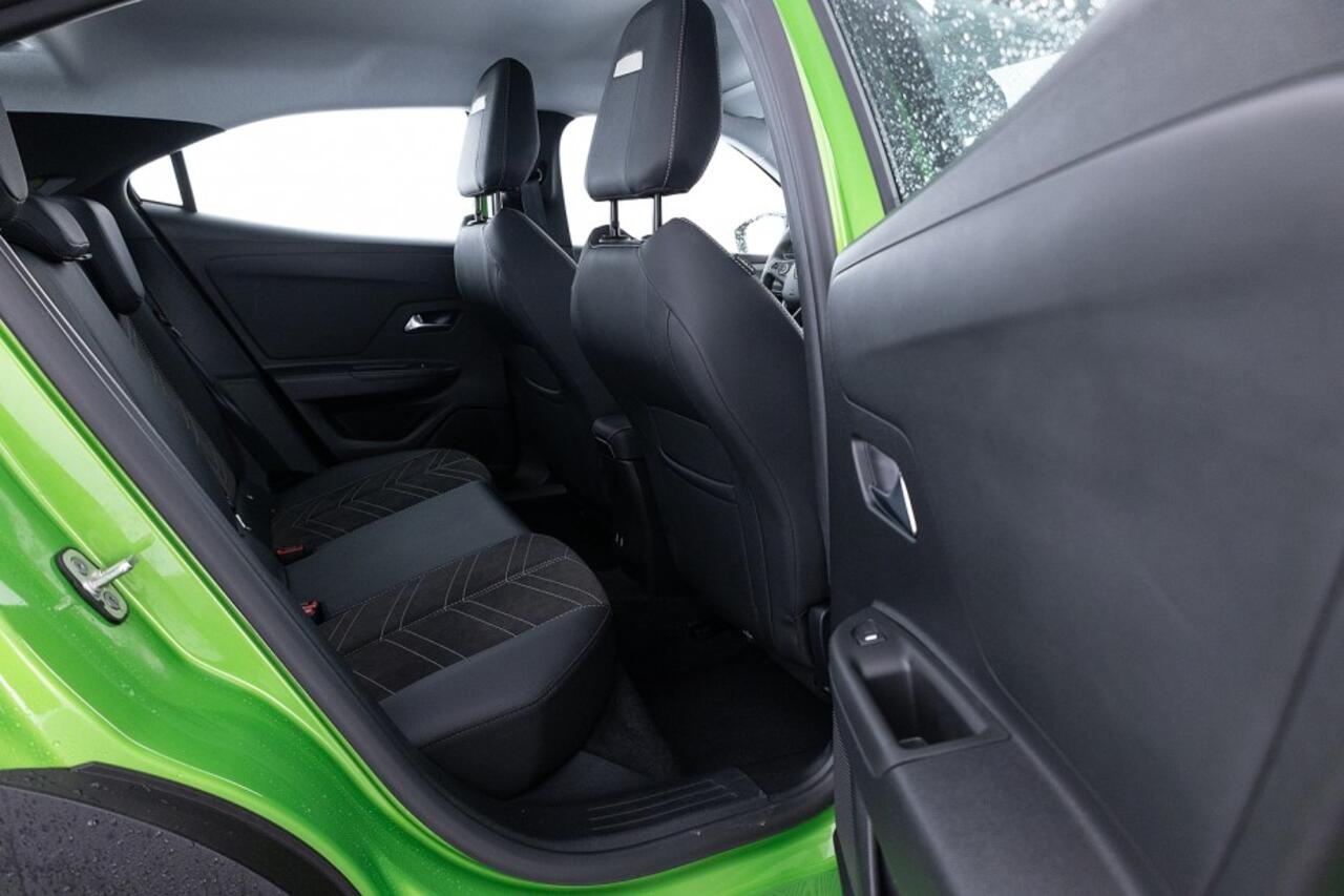 Opel MOKKA Mokka-e Ultimate 50 kWh | Half LEDER | Full LED | CRUISE | PDC