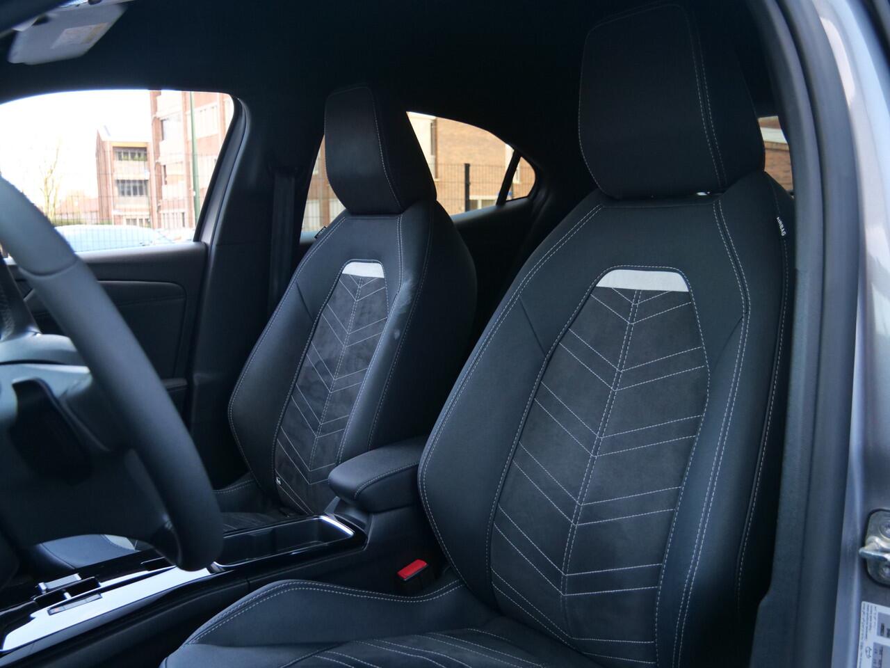 Opel MOKKA 1.2 Turbo 130 Pk Ultimate Automaat Navigatie / DAB / Camera / Massage-stoel