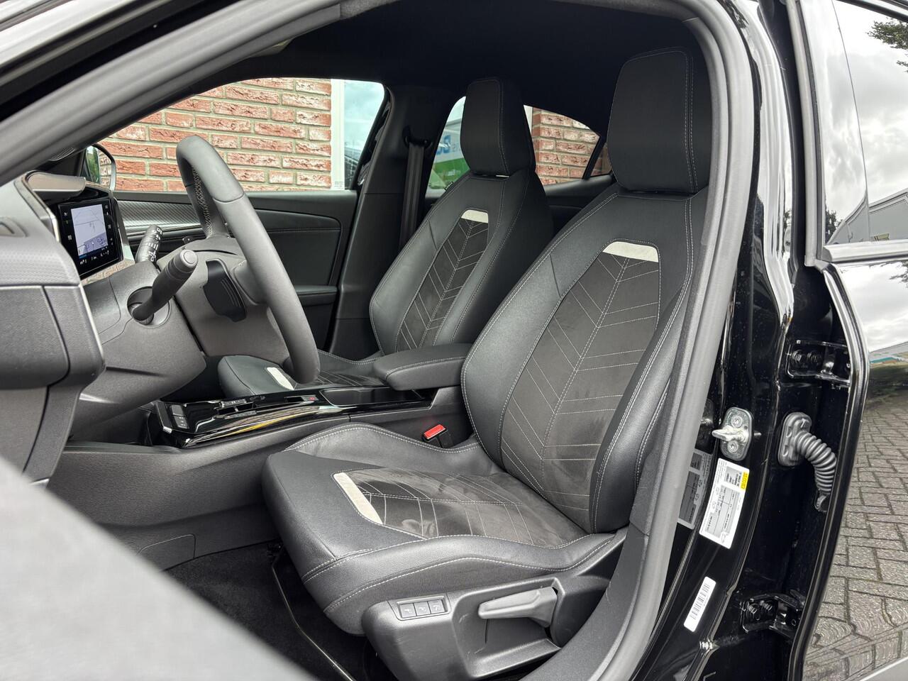 Opel MOKKA Ultimate+ 1.2 Turbo 130pk EAT8 | ALCANTARA/LEDER | LED MATRIX | KEYLESS | NAVI PRO | WINTER PACK | STOELMASSAGE | ISOFIX | DAB+ |