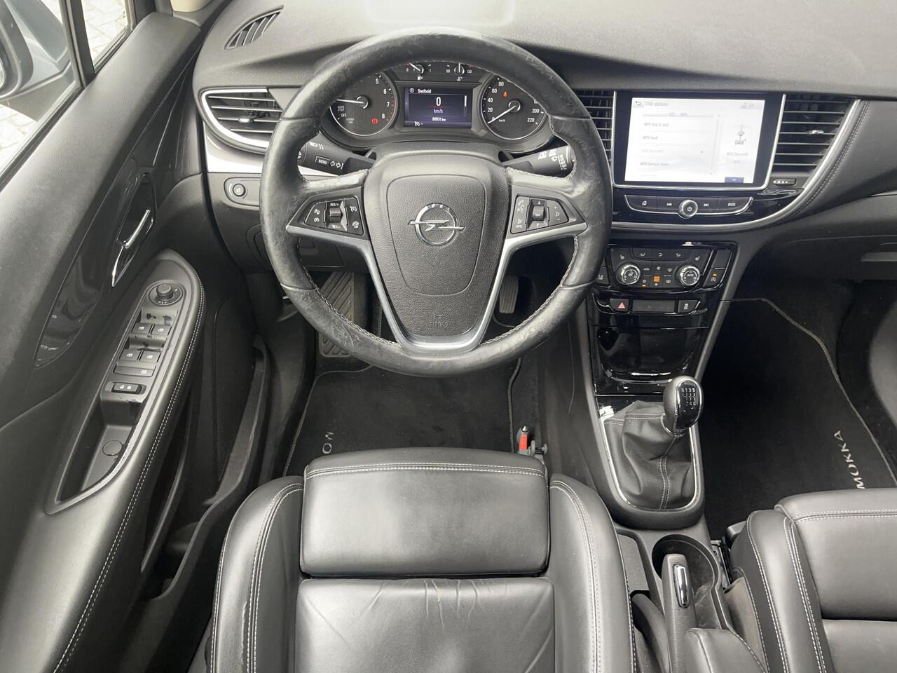 Opel MOKKA X Innovation+ 1.4 Turbo 140pk | TREKHAAK | LEDER | NAVI PRO | KEYLESS | CAMERA | STOEL- EN STUURVERW. |