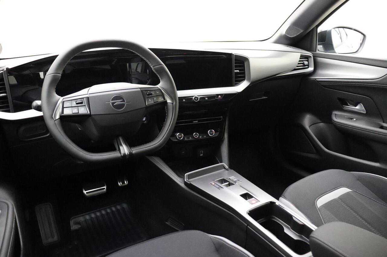 Opel MOKKA 1.2 Turbo 136pk Hybrid Automaat Ultimate | Navigatie | Achteruitrijcamera | Adapt. Cruise control | Climate control | Keyless | LED verlichting | Zwart dak | 18" Lichtmetalen velgen | Luxe en complete uitvoering