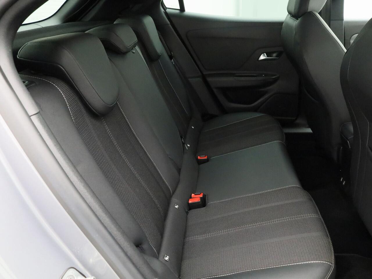 Opel MOKKA 1.2 Turbo Automaat Business Elegance | CARPLAY | CAMERA | STUURVERWARMING