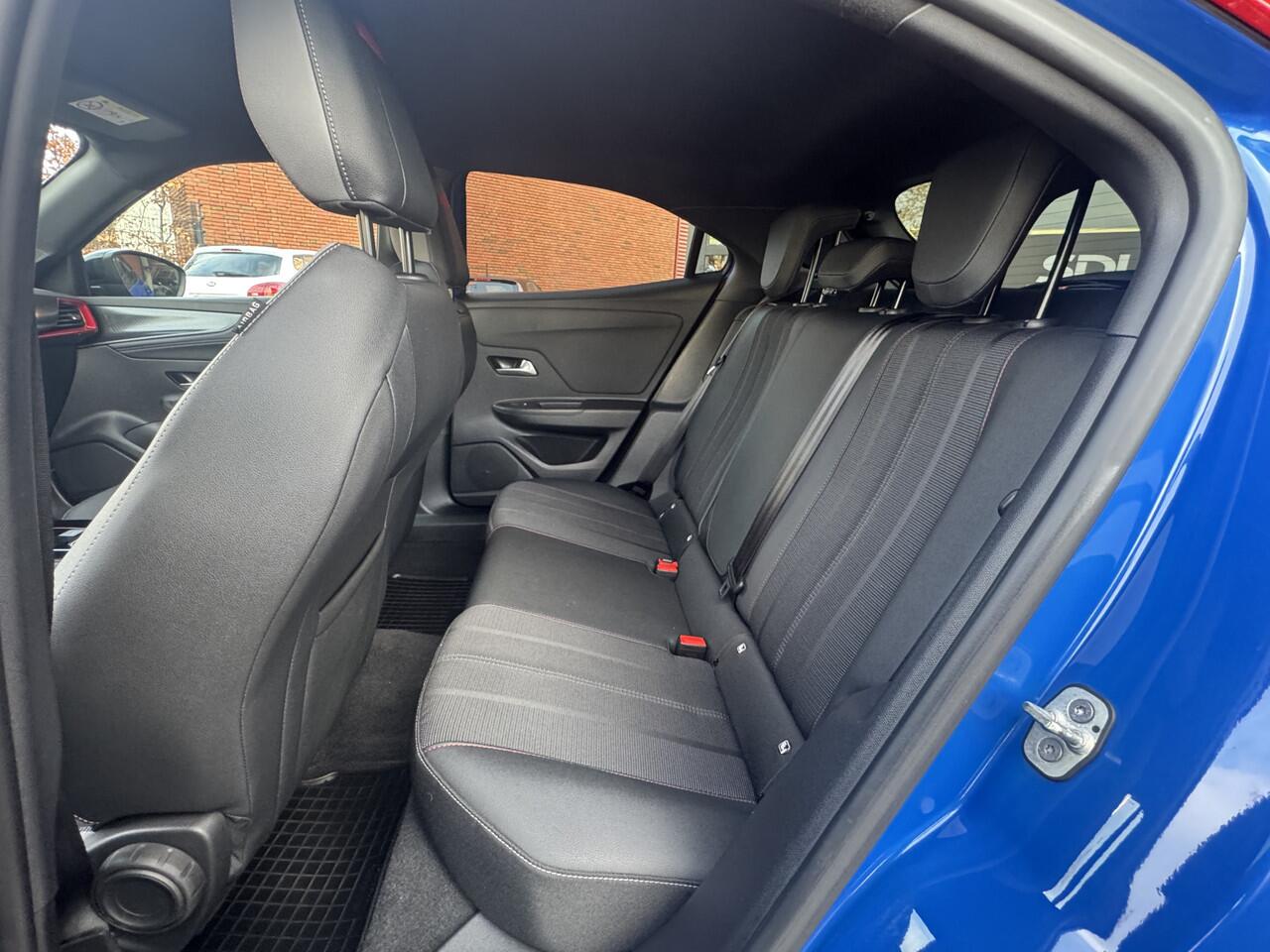 Opel MOKKA 1.2 Turbo GS Line // DODEHOEK // ADAPT. CRUISE // CAMERA+SENSOREN // CLIMA // STOELVERWARMING // KEYLESS //