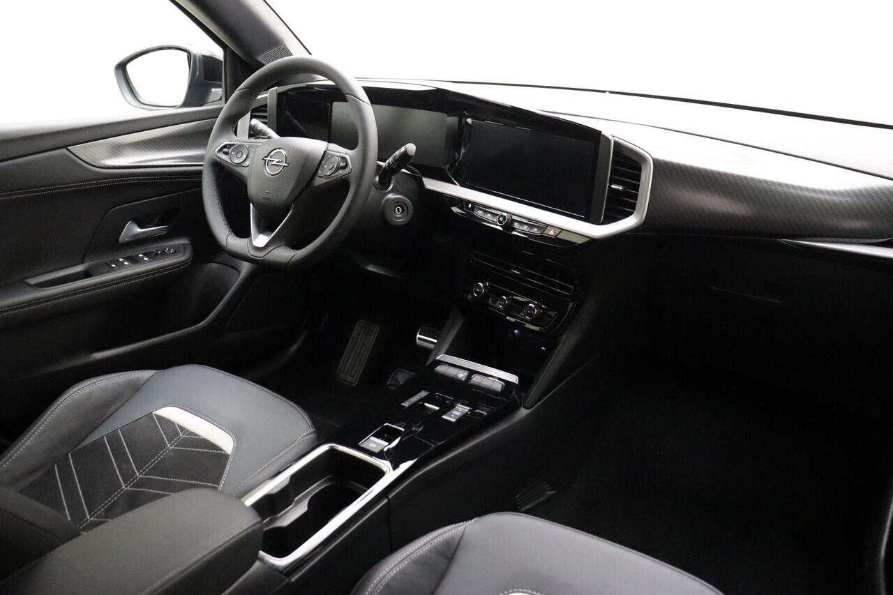 Opel MOKKA 1.2 Turbo Hybrid GS 136 PK Automaat | Navigatie | Camera | Half leder | Lichtmetalen velgen | Extra getint glas | Climate control