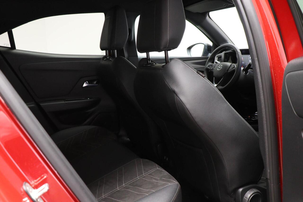 Opel MOKKA 1.2 Turbo Ultimate | DRIVER ASSISTANCE / NAVIGATIE- PACK | MASSAGE | 18"