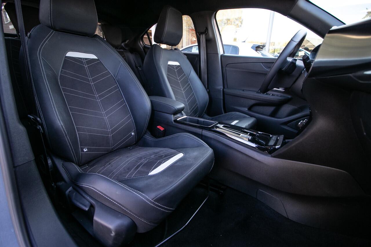 Opel MOKKA 1.2 Turbo Ultimate Massage stoelen | Carplay | Adpt. cruise | Nav | Cam